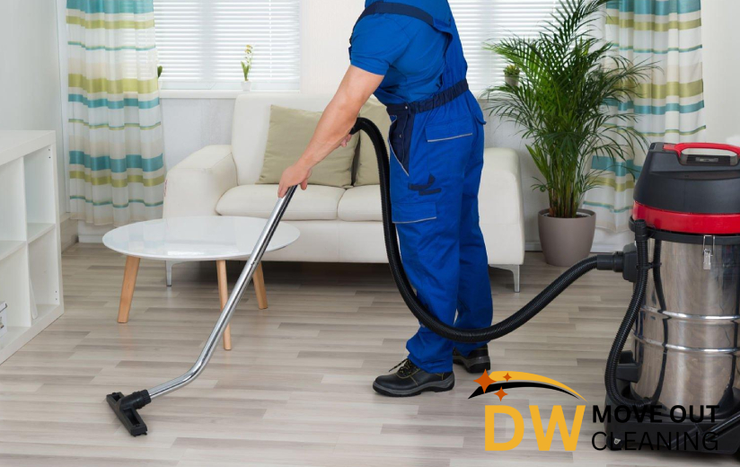 featured-image-professional-cleaner-vacuuming-the-floor-why-you-should-choose-a-professional-cleaning-service-for-moving-out-move-out-cleaning-dw-move-out-cleaning-singapore