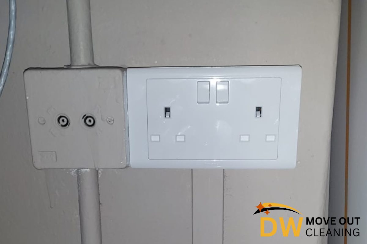 power-switch-replacement-dw-move-out-cleaning-singapore-hdb-yishun-2