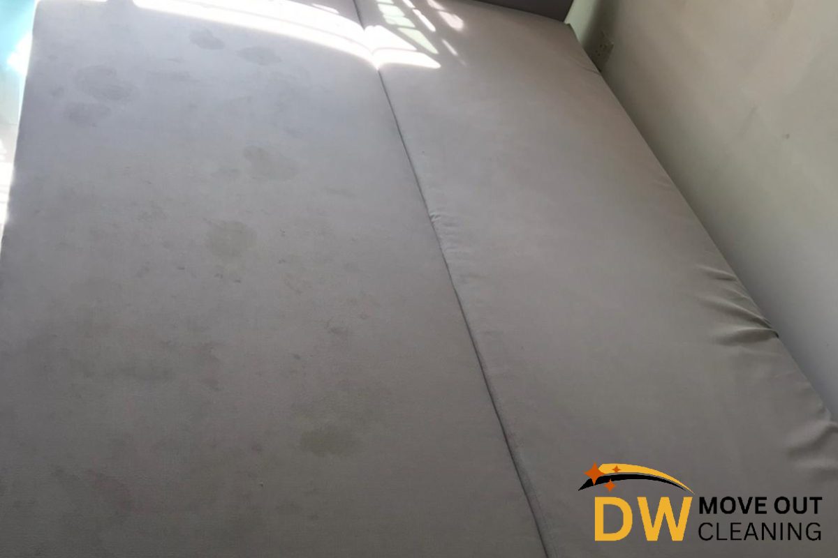 sofa-cleaning-dw-move-out-cleaning-singapore-hdb-punggol-2