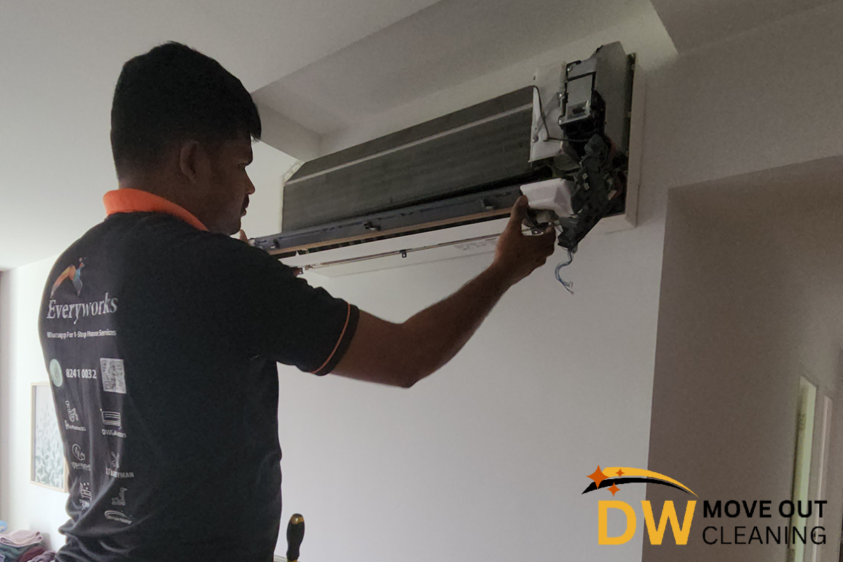 aircon-cleaning-dw-move-out-cleaning-commercial-tiong-bahru-01 aircon-cleaning-dw-move-out-cleaning-commercial-tiong-bahru-01