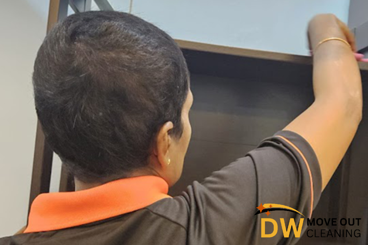part-time-helper-services-dw-move-out-cleaning-singapore-hdb-tiong-bahru-01